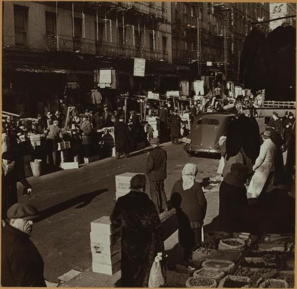 Occupations - Peddlers - Foodstuffs and Clothing., 1937