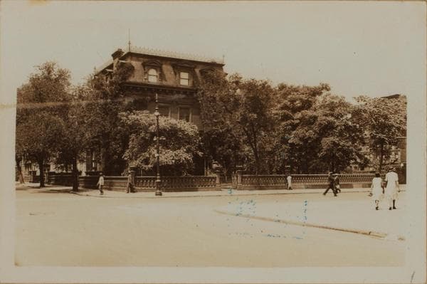 Manhattan: 5th Avenue - 130th Street, 1932–1936