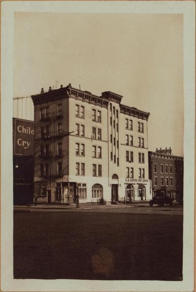 Manhattan: Water Street - Market Slip, 1932