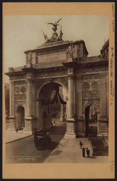 Manhattan: 5th Avenue - 25th Street, 1919