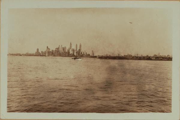 North (Hudson) River - Shore and skyline - Manhattan - Battery - 14th Street - [Upper Bay.], 1929–1937
