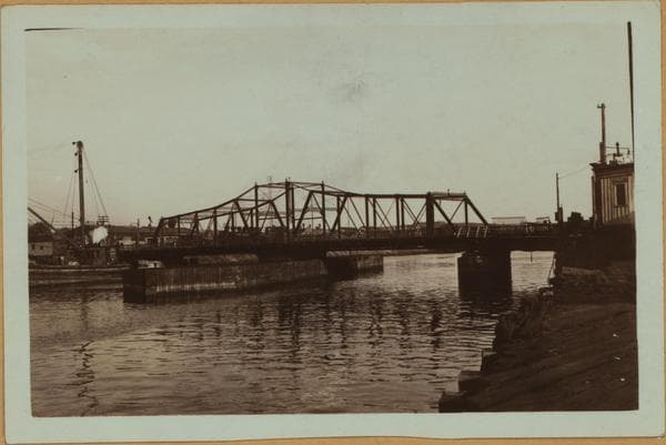 Bridges - Penny Bridge over Newtown Creek, [linking Brooklyn and Queens.], 1934