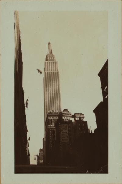 Celebrations - Parades - Municipal events - Macy's Thanksgiving Parade, No. 7-9., 1931