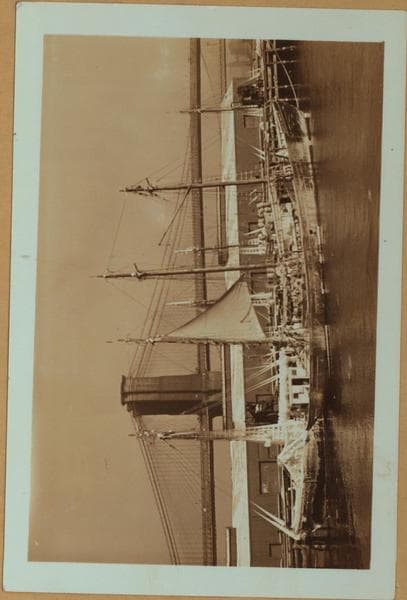 Fulton fish market - [Old fashioned bean trawler.], 1924–1936
