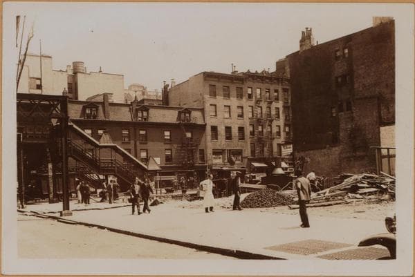 Manhattan: 8th Street (West) - 6th Avenue, 1935