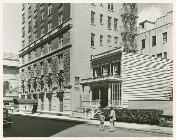 3 East 83rd Street - Fifth Avenue