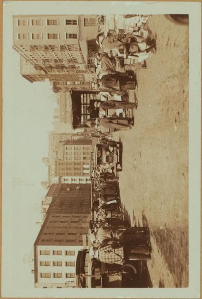 Strikes and demonstrations - [Retail freshwater fish dealers - Fulton fish market.], 1934