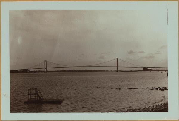 Bridges - Bronx-Whitestone Bridge - [East River - Linking Old Ferry Point, Bronx to Whitestone, Queens.], 1940