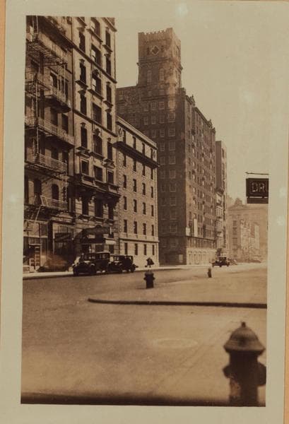 Manhattan: University Place - 9th Street, 1927–1928