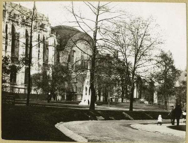 Manhattan: Amsterdam Avenue - Cathedral Parkway, 1928–1934
