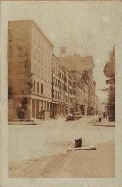 Manhattan: Water Street - Maiden Lane, 1936