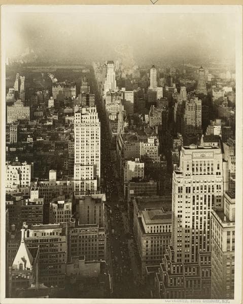 Manhattan: 5th Avenue - 44th Street, 1930