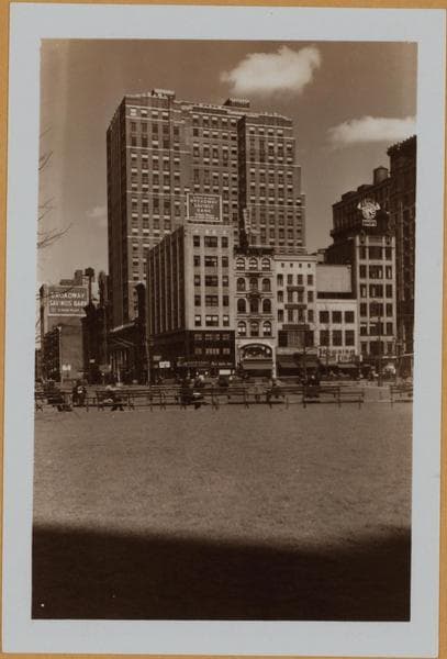 Manhattan: Broadway - Park Place, 1940