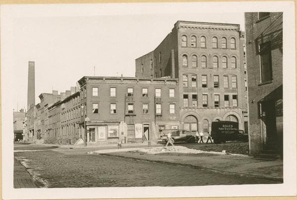 Manhattan: Bank Street - Washington Street, 1932