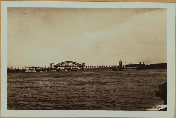 Bridges - Hell Gate Bridge - [Carl Schurz Park.], 1934