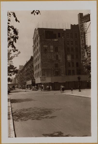 Manhattan: 10th Street - 5th Avenue, 1941