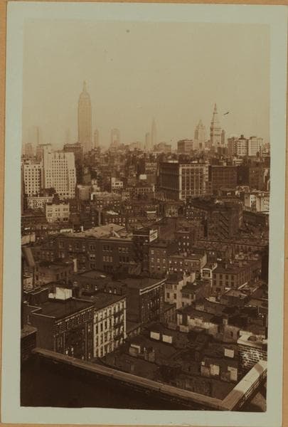 General view - [Manhattan - Christopher Street - Waverly Place.], 1933