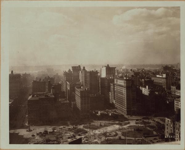 Manhattan: Union Square (West) - Between 14th and 17th Streets (East)., 1929