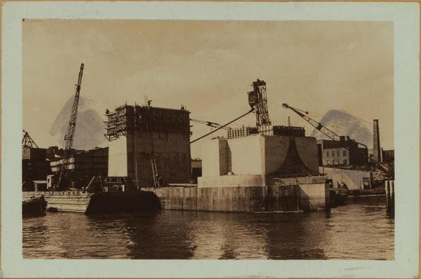 Bridges - Triborough Bridge - [Construction - Bridge anchorage at East 125th Street in Manhattan.], 1935