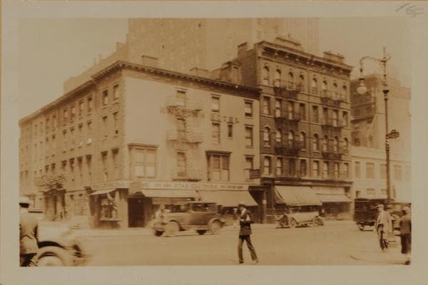 Manhattan: 7th Avenue - 22nd Street, 1927–1941