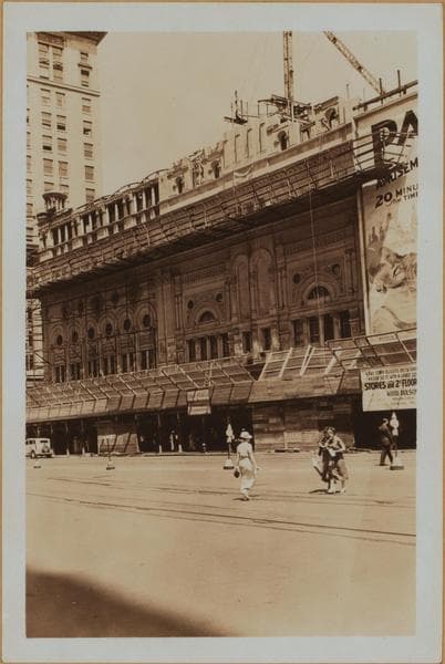 Manhattan: Broadway - 44th Street (West), 1935