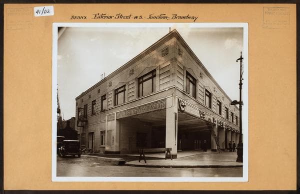 Bronx: Exterior Street - Broadway, 1936