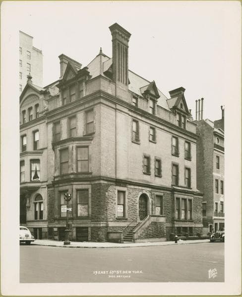 69th Street (East) #19, 1945-12-28