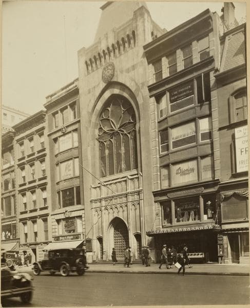 Manhattan: 5th Avenue - 45th Street, 1925