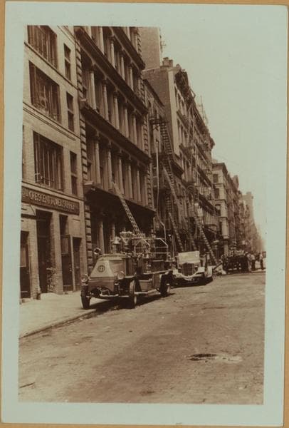 Fires, accidents and tragedies - [Fire in building.], 1939