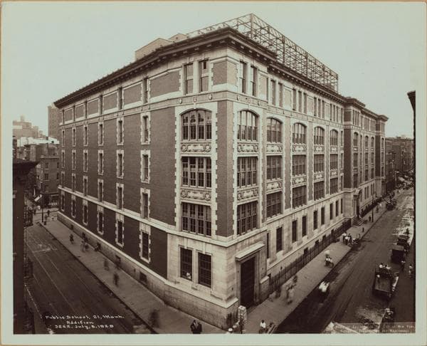 Manhattan: Mott Street - Spring Street, 1929