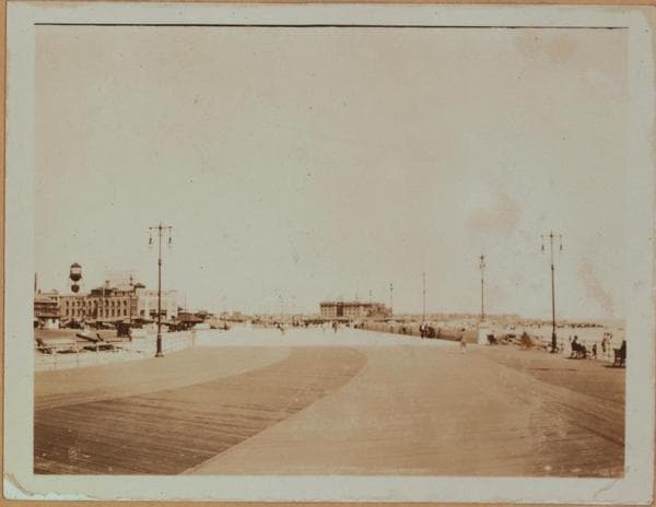 Islands - Coney Island - [Riegelmann boardwalk - Municipal Baths - Bungalow colony.], 1923–1926