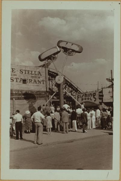 Islands - Coney Island - Brooklyn - [Boardwalk ; Amuseument Park]., 1932–1936