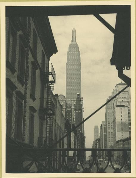34th Street (East) - Third Avenue looking west