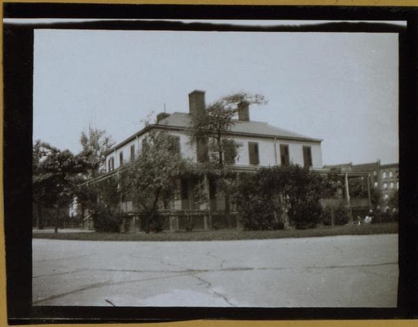 Manhattan: Carl Schurz Park - Gracie Mansion., 1923