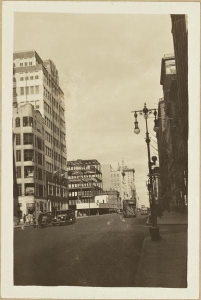 Manhattan: 5th Avenue - 48th Street (West), 1932