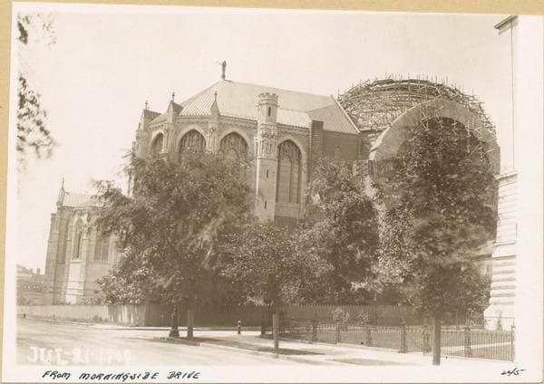 Manhattan: Amsterdam Avenue - Cathedral Parkway, 1909