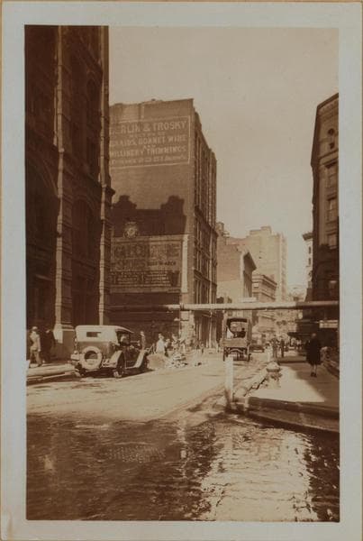 Manhattan: Houston Street (East) - Mulberry Street, 1929