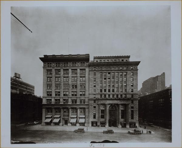 Manhattan: 5th Avenue - 46th Street