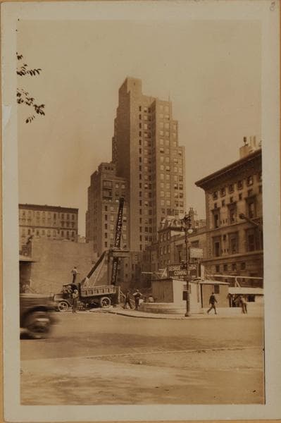 Manhattan: 5th Avenue - 61st Street, 1928–1929