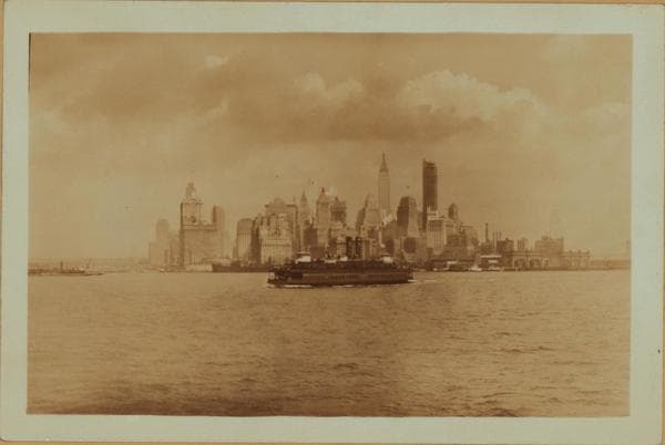 North (Hudson) River - Shore and skyline - Manhattan - Battery - 14th Street - [Bank of Manhattan - City Bank-Farmers Trust Company - Irving Trust Company - New York Aquarium - United States Barge Office.], 1930–1931