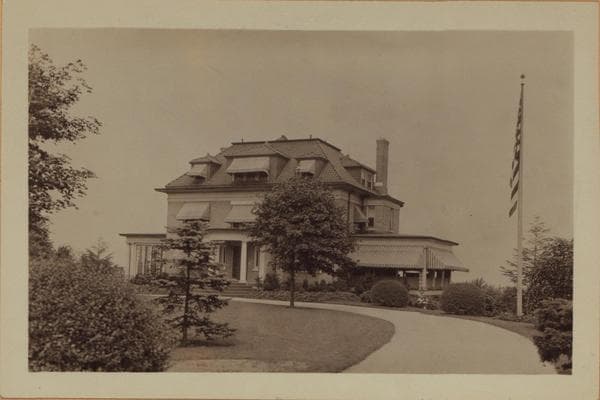 Richmond: Daniel Low Terrace - Vine Street, 1927
