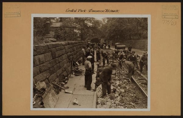Manhattan: Central Park - Transverse roads.