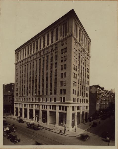 Manhattan: West Broadway - Park Place, 1923