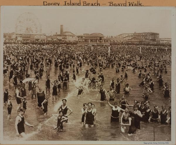 Islands - Coney Island beach - [Riegelmann boardwalk.], 1925