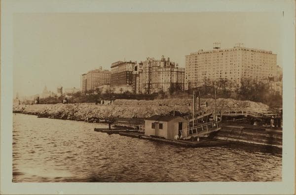 North (Hudson) River - Shore and skyline - Manhattan - 59th Street - George Washington Bridge., 1929–1935