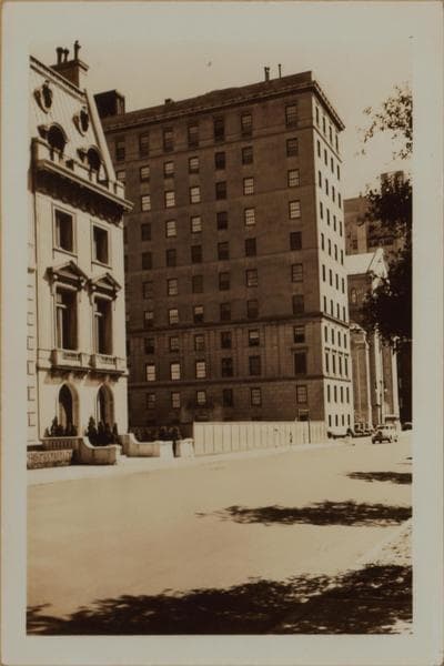 Manhattan: 5th Avenue - 67th Street, 1937
