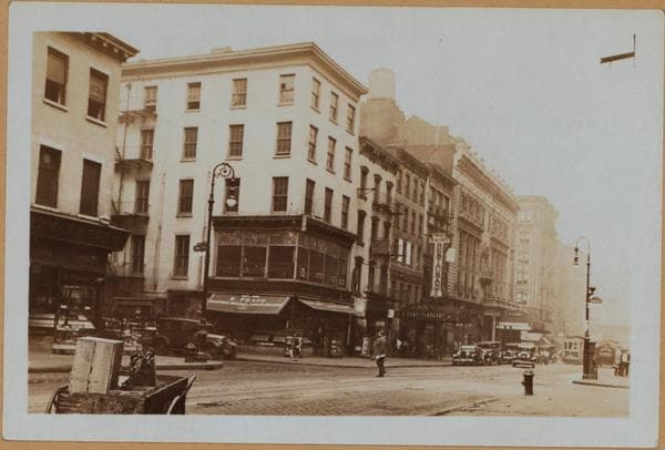 Manhattan: Grand Street - Forsyth Street, 1929–1930
