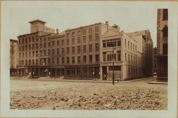 Manhattan: Water Street - Maiden Lane, 1936