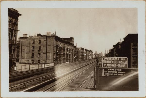 Manhattan: 1st Ave. - 2nd St., 1940