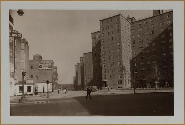 Manhattan: 105th Street - 1st Avenue, 1941